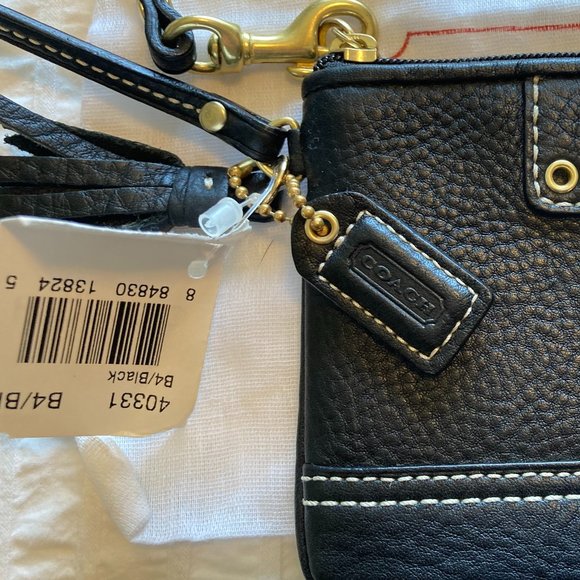 Coach Black Pebble Leather Wristlet - NWT - Picture 6 of 6